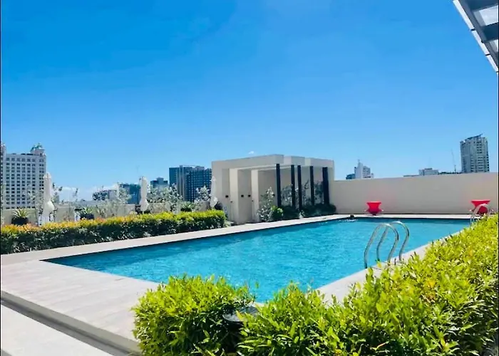 Appartement Fully Furnished Unit At The Median With Fast Internet Connection And Netflix *