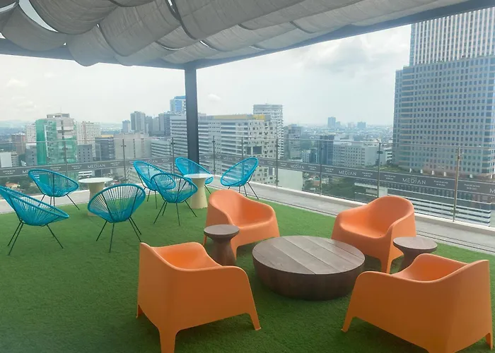 Appartement Fully Furnished Unit At The Median With Fast Internet Connection And Netflix