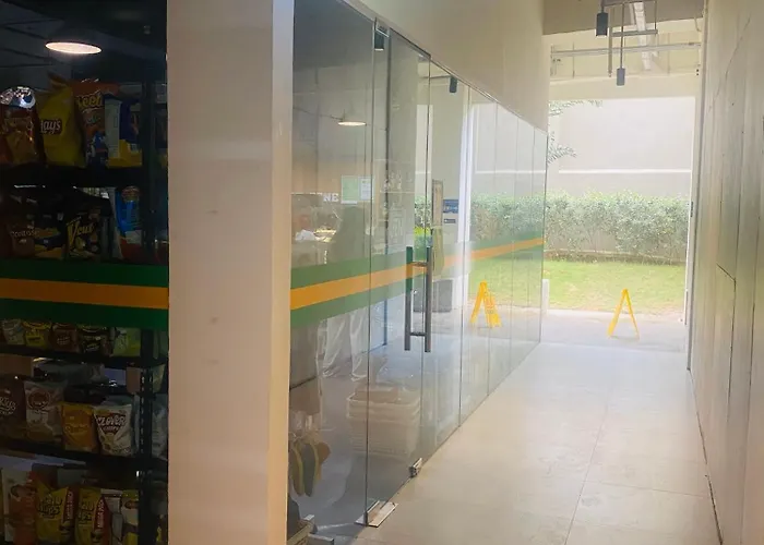 Appartement Fully Furnished Unit At The Median With Fast Internet Connection And Netflix